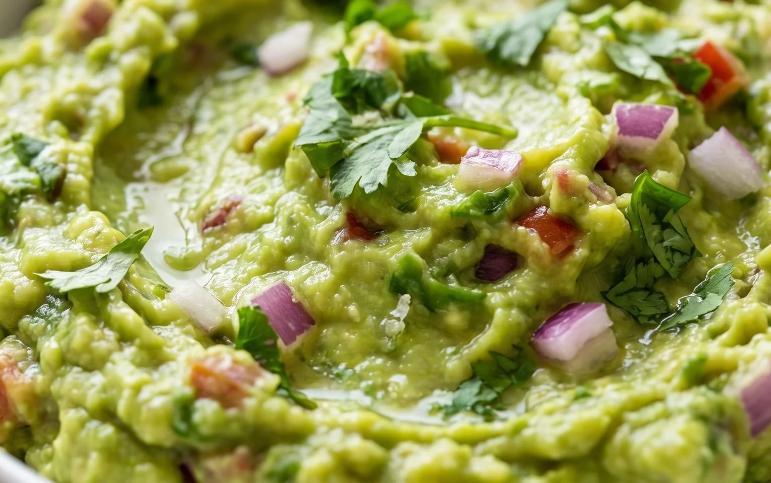 Easy 4 Ingredient Guacamole